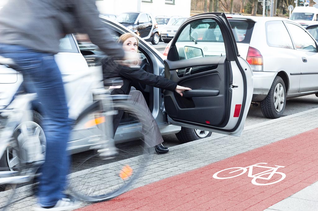 E-Bike Fahrer (38) bei Unfall verletzt