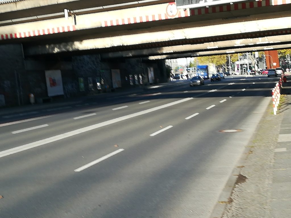 2. Mängeltour: Wo bleibt der durchgehende Radweg auf der Wittener Straße?