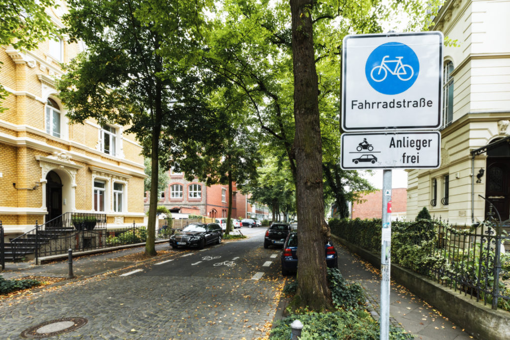 Neuer UBA-Leitfaden: Quartiersmobilität gestalten