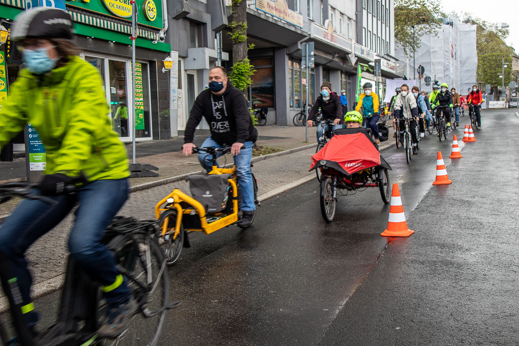 Raddemonstration zum Klimastreik: Radwende Bochum lädt zur Lastenrad- und Fahrradanhänger-Parade