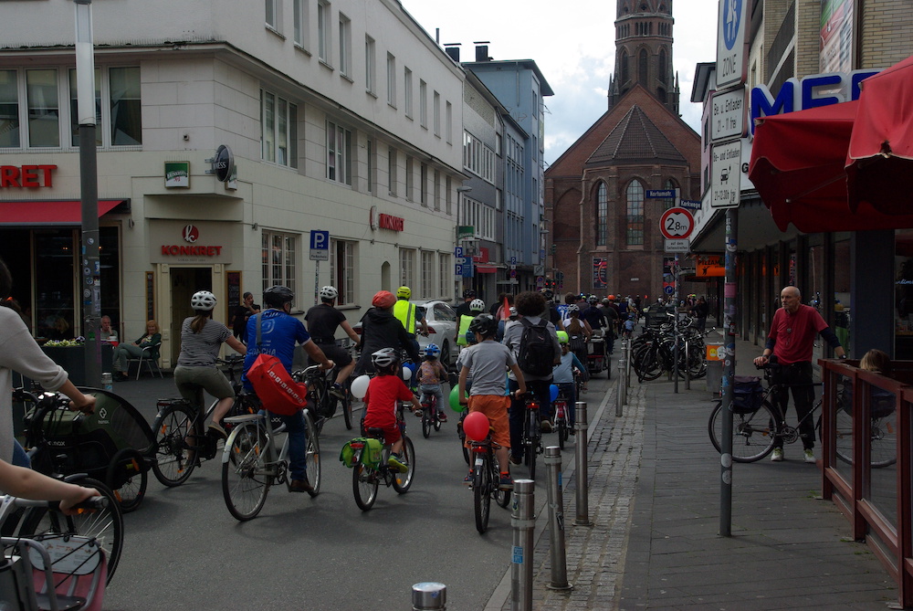 4. KidicalMass Bochum: Bunte Fahrräder und gute Stimmung